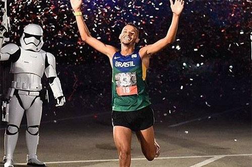 Samuel Souza do Nascimento está a caminho de Paramaribo, no Suriname, onde representará o Brasil no Campeonato Sul-Americano de Meia Maratona  / Foto: Divulgação
